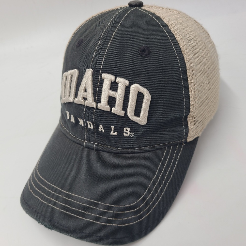 Idaho Vandals Hat Snapback (Fits Small) Trucker Mesh Champion Black Beige NCAA